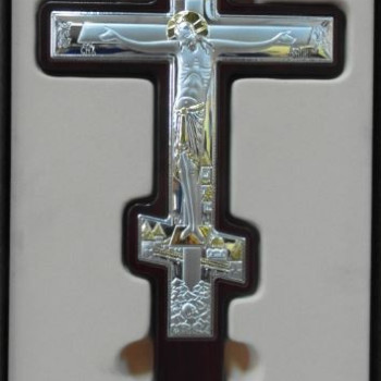 Επιτοίχιος επάργυρος σταυρός